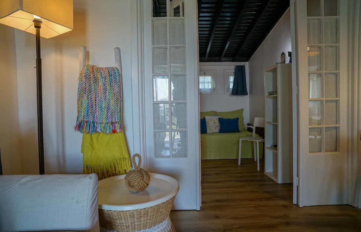 Guestready - Oceanfront Lookout House Понта-Делгада Экстерьер фото
