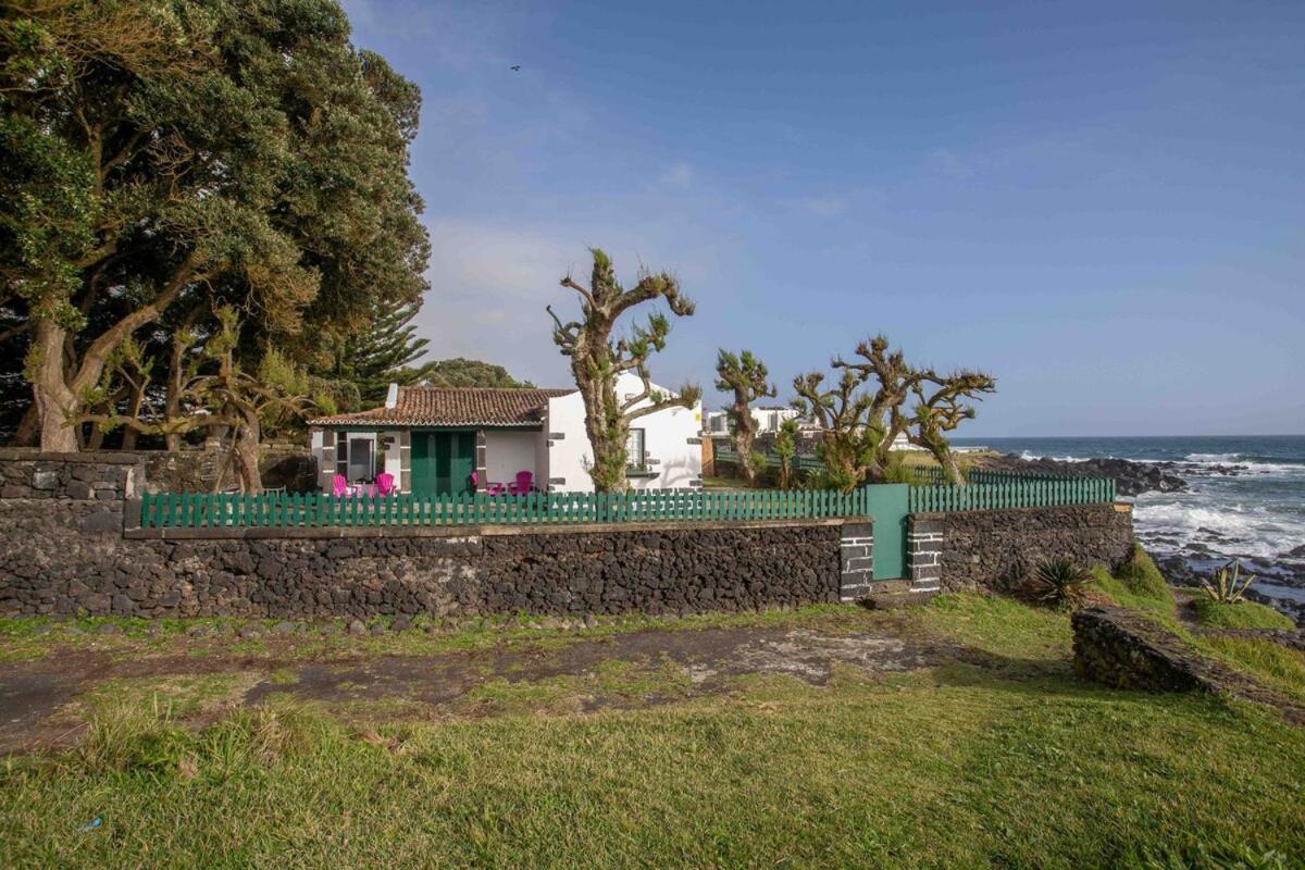 Guestready - Oceanfront Lookout House Понта-Делгада Экстерьер фото