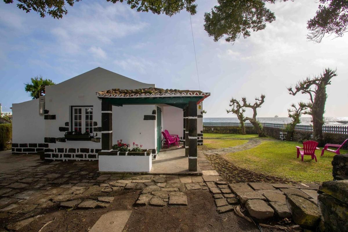 Guestready - Oceanfront Lookout House Понта-Делгада Экстерьер фото