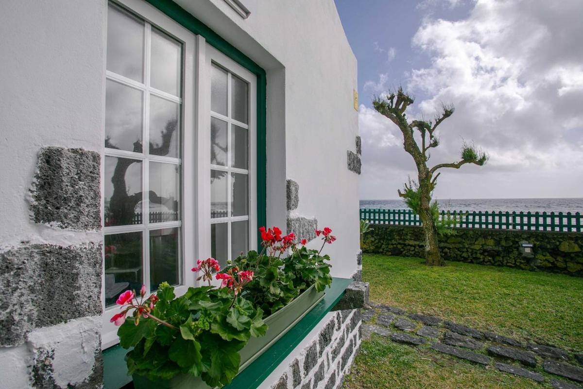 Guestready - Oceanfront Lookout House Понта-Делгада Экстерьер фото